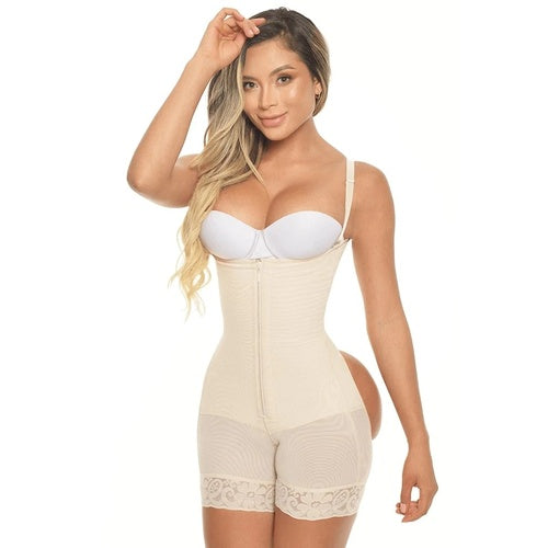 FAJA SHORT TIRANTE AJUSTABLE Y AJUSTE EN CIERRE CON REALCE EXOTIC POWERNET